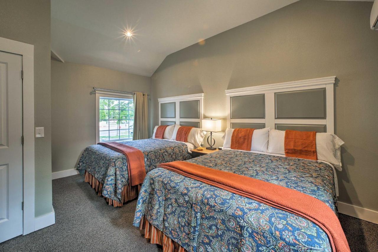 Downtown Branson Cottage With Pool Access! 外观 照片